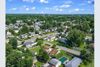 7 Inca Drive, Bay Shore, NY 11706 - Photo 27