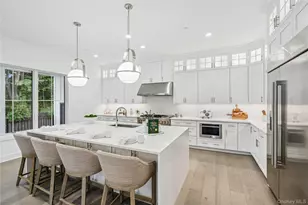 14 Sequoia Cir, Manhasset, NY 11030 - Photo 7