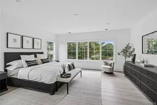 14 Sequoia Cir, Manhasset, NY 11030 - Photo 9