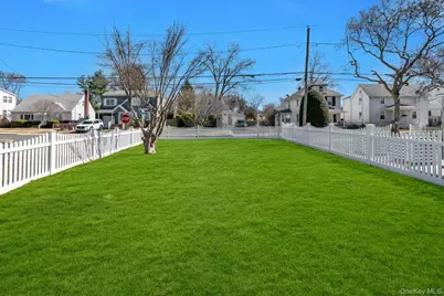 25 Miller Street, Glen Cove, NY 11542 - Photo 17