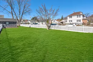 25 Miller St, Glen Cove, NY 11542 - Photo 15