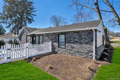 25 Miller Street, Glen Cove, NY 11542 - Photo 1