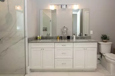 115 Three Ponds Lane E, Woodbury, NY 11797 - Photo 23