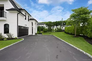 115 Three Ponds Ln E, Woodbury, NY 11797 - Photo 5