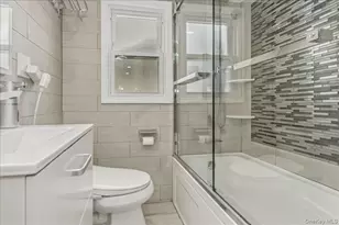 120 N 10th St, New Hyde Park, NY 11040 - Photo 19