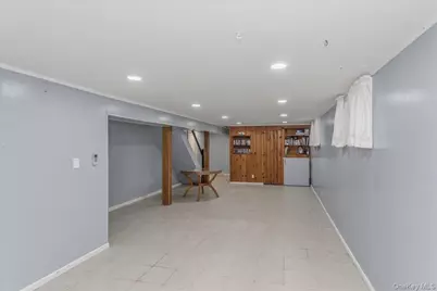 120 N 10th Street, New Hyde Park, NY 11040 - Photo 21