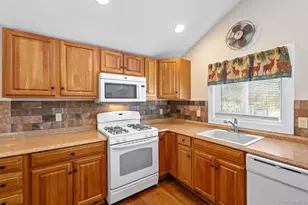 640 Debruce Rd, Livingston Manor, NY 12758 - Photo 21