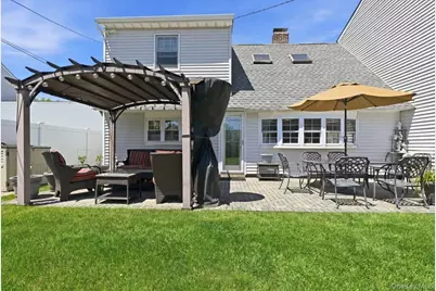30 Universe Drive, Levittown, NY 11756 - Photo 31