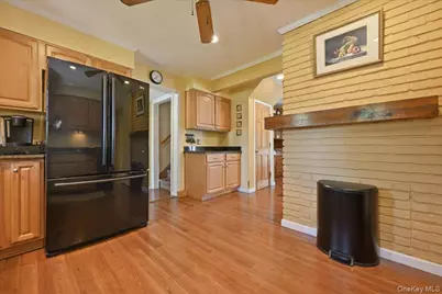 30 Universe Drive, Levittown, NY 11756 - Photo 7