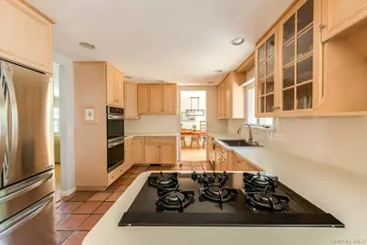 44 Pleasant Ridge Drive, Poughkeepsie, NY 12603 - Photo 17
