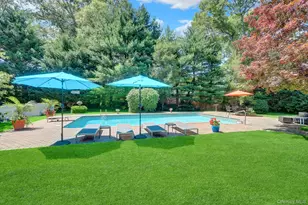 121 Old Field Rd, Huntington, NY 11743 - Photo 31