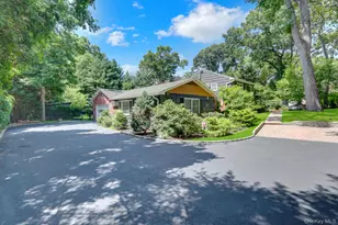 121 Old Field Rd, Huntington, NY 11743 - Photo 3