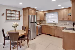 121 Old Field Rd, Huntington, NY 11743 - Photo 25