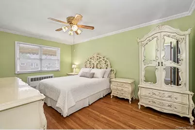 25-19 76th Street, East Elmhurst, NY 11370 - Photo 15