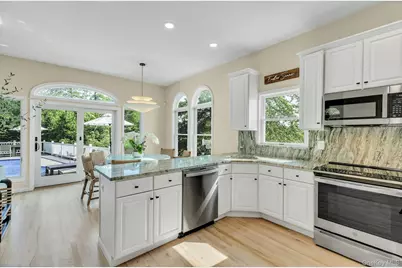 56 S Country Road, Westhampton, NY 11977 - Photo 11