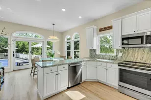56 S Country Rd, Westhampton, NY 11977 - Photo 11