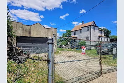 111 Wahl Avenue, Inwood, NY 11096 - Photo 3