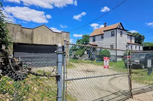 111 Wahl Ave, Inwood, NY 11096 - Photo 3