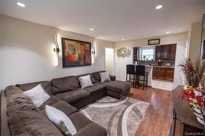 136-35 68th Drive #A, Kew Gardens, NY 11367 - Photo 3