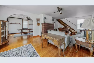 33 Sherman Street, Merrick, NY 11566 - Photo 3