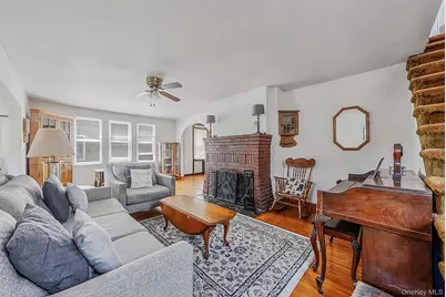 33 Sherman Street, Merrick, NY 11566 - Photo 5