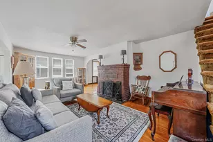 33 Sherman St, Merrick, NY 11566 - Photo 5