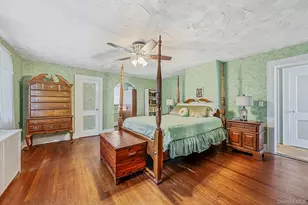 33 Sherman St, Merrick, NY 11566 - Photo 11
