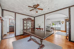 33 Sherman St, Merrick, NY 11566 - Photo 5