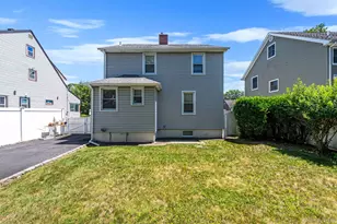 33 Sherman St, Merrick, NY 11566 - Photo 19
