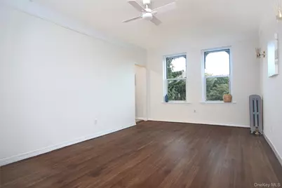 472 Gramatan Avenue #5R, Fleetwood, NY 10552 - Photo 5