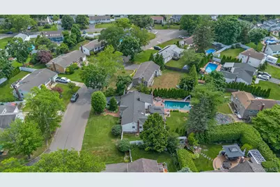 15 Elberta Drive, East Northport, NY 11731 - Photo 29