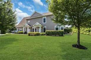 45104 Silver Birch Ln, Plainview, NY 11803 - Photo 5
