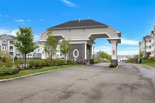 45104 Silver Birch Ln, Plainview, NY 11803 - Photo 43