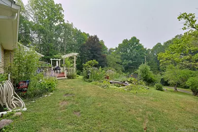 408 Field Road, Red Hook, NY 12571 - Photo 31