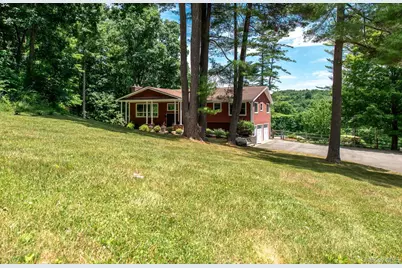 242 Milan Hollow Road, Rhinebeck, NY 12572 - Photo 3