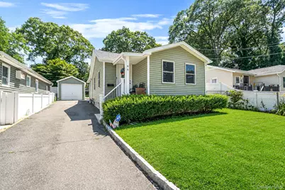 86 Eastview Road, Ronkonkoma, NY 11779 - Photo 1