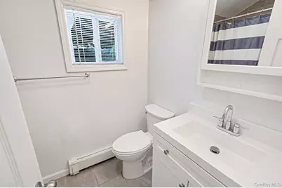 86 Eastview Road, Ronkonkoma, NY 11779 - Photo 13