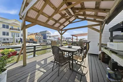 39 W 11th Road, Far Rockaway, NY 11693 - Photo 15