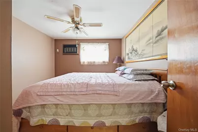 39 W 11th Road, Far Rockaway, NY 11693 - Photo 9