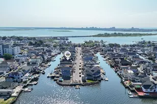 39 W 11th Rd, Broad Channel, NY 11693 - Photo 25