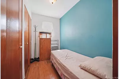 39 W 11th Road, Far Rockaway, NY 11693 - Photo 11