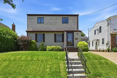 65 Moore Street, New Hyde Park, NY 11040 - Photo 1