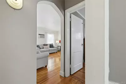 65 Moore Street, New Hyde Park, NY 11040 - Photo 13