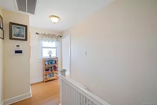 85 Delaware Ave, Long Beach, NY 11561 - Photo 29