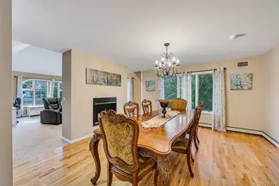 275 S Gillette Avenue, Bayport, NY 11705 - Photo 11