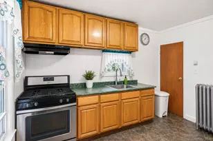 212-16 93rd Ave, Queens Village, NY 11428 - Photo 7