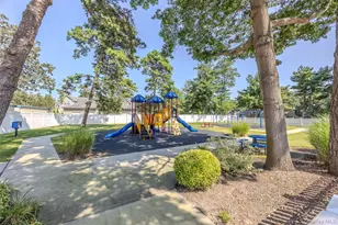 40 W 4th St, Patchogue, NY 11772 - Photo 29