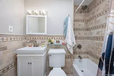 40 W 4th Street #7, Patchogue, NY 11772 - Photo 15