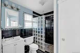 964 E 94th St, Brooklyn, NY 11236 - Photo 17