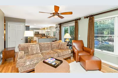 6 Cedar Drive, Stony Brook, NY 11790 - Photo 15